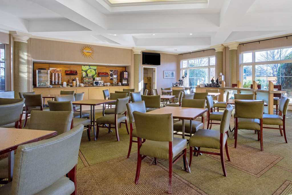 La Quinta Inn & Suites by Wyndham Winston Salem - photo 50