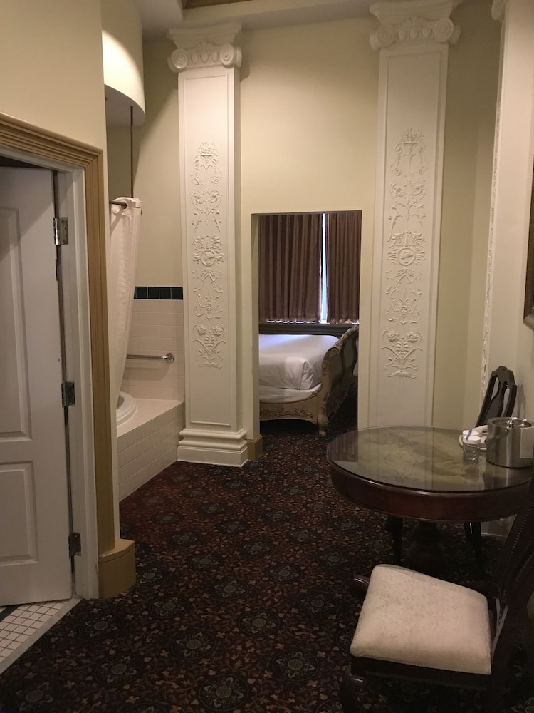 Chateau Avalon - photo 25