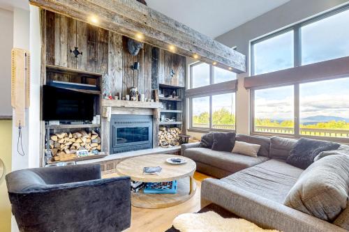 Okemo Mountain Vista — 4-Star Luxury Hotel in Ludlow, United States