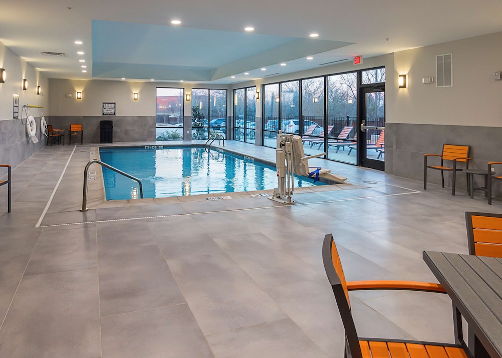 Hampton Inn & Suites Colleyville DFW Airport West - photo 32