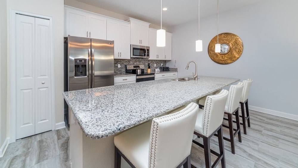 Grhdog9029 Champions Gate Resort 4 Bed 3 Baths Townhouse - photo 19