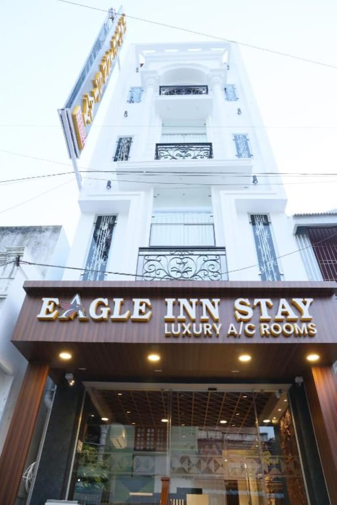 Eagle Inn Stay in Kanchipuram, India
