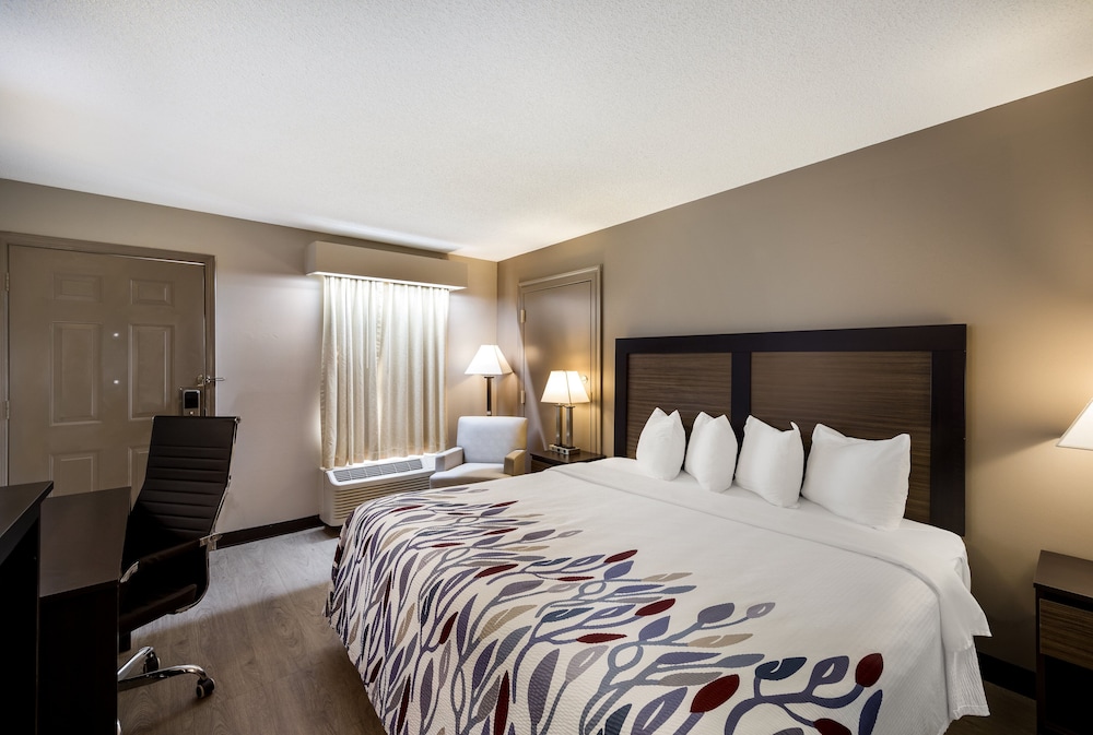 Red Roof Inn Jasper - photo 17
