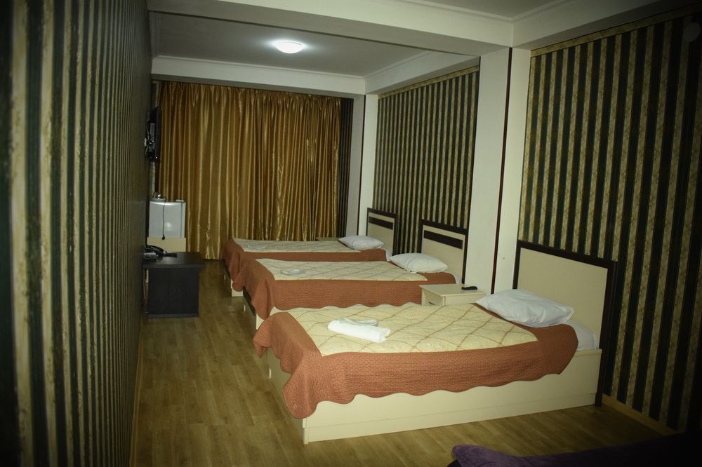 Kourosh - last minute hotel in Tbilisi