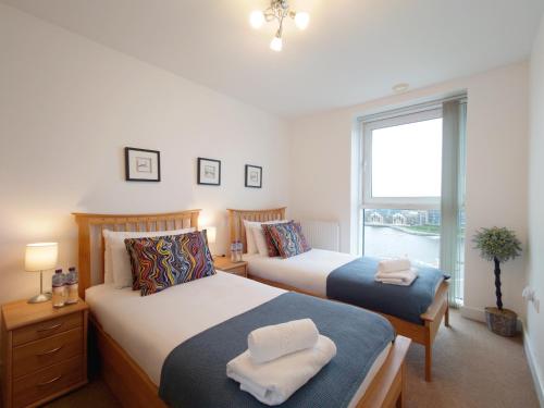 London ExCeL Stays Three Bed Serviced Apartment — 4-Star Luxury Hotel in London, United Kingdom