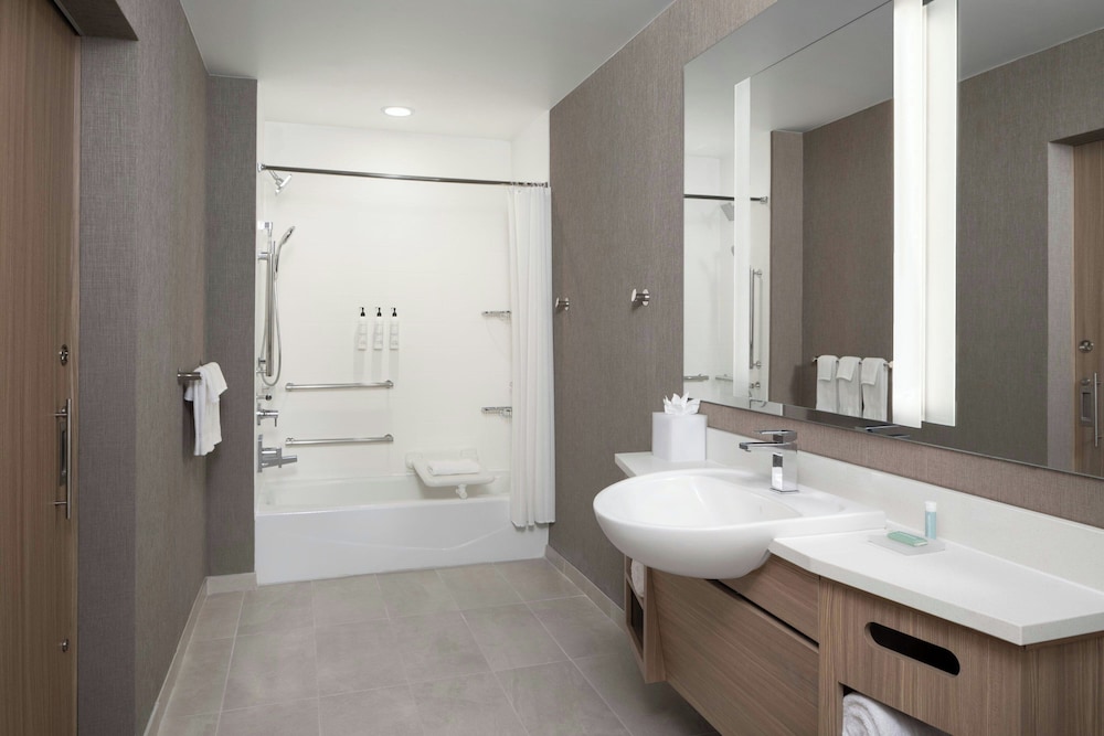 SpringHill Suites by Marriott Raleigh Garner - photo 10