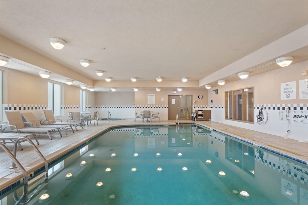 Holiday Inn Express Hotel & Suites Bethlehem by IHG - photo 34