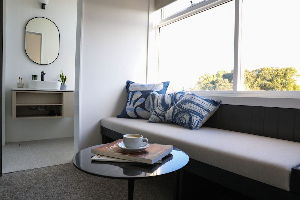 Barrys Beach Road Hotel — Bondi Beach — photo 3