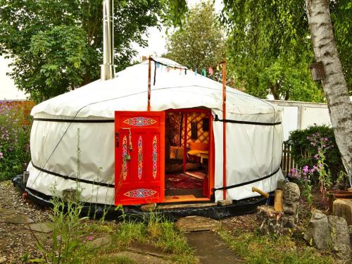 Jurte in Bayern spirituelle Reise ins Keltenland — hotel in Neuburg An Der Donau