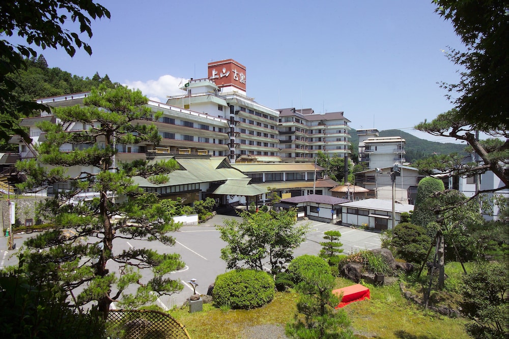 Hotel Koyo — Kaminoyama — photo 2