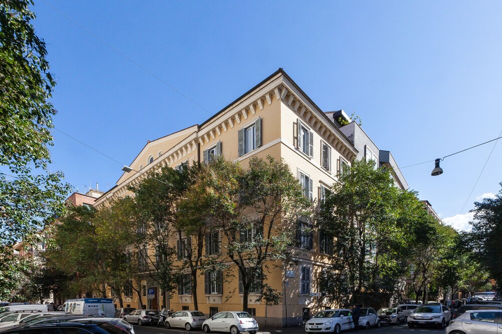 App Beccaria Apartments in Rome — 4-Star Luxury Hotel in Rome, Italy