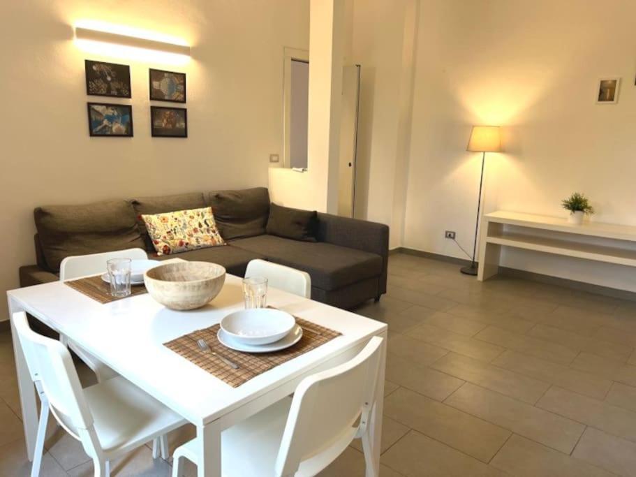 Milanoflats Govone M5 500metri — 4-Star Luxury Hotel in Milan, Italy