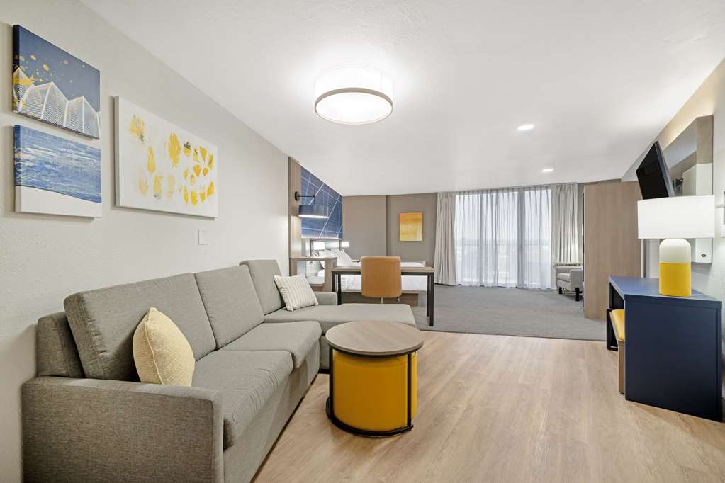 Comfort Suites Idaho Falls - photo 11