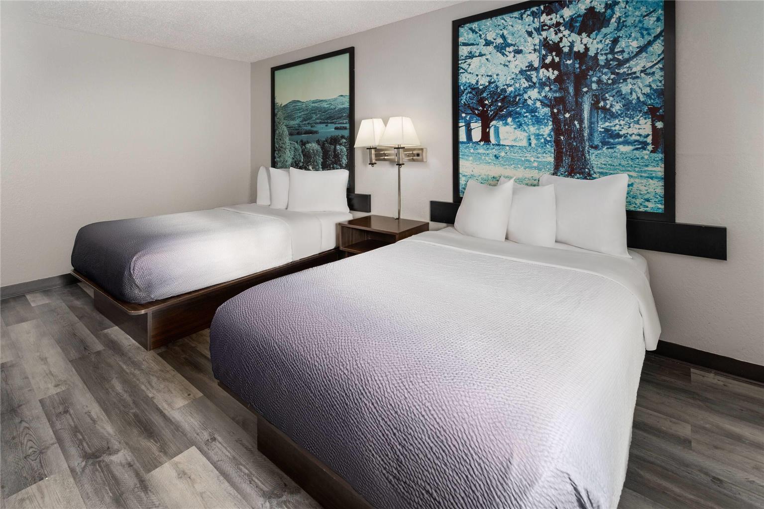 Super 8 by Wyndham Latham Albany Airport - photo 8