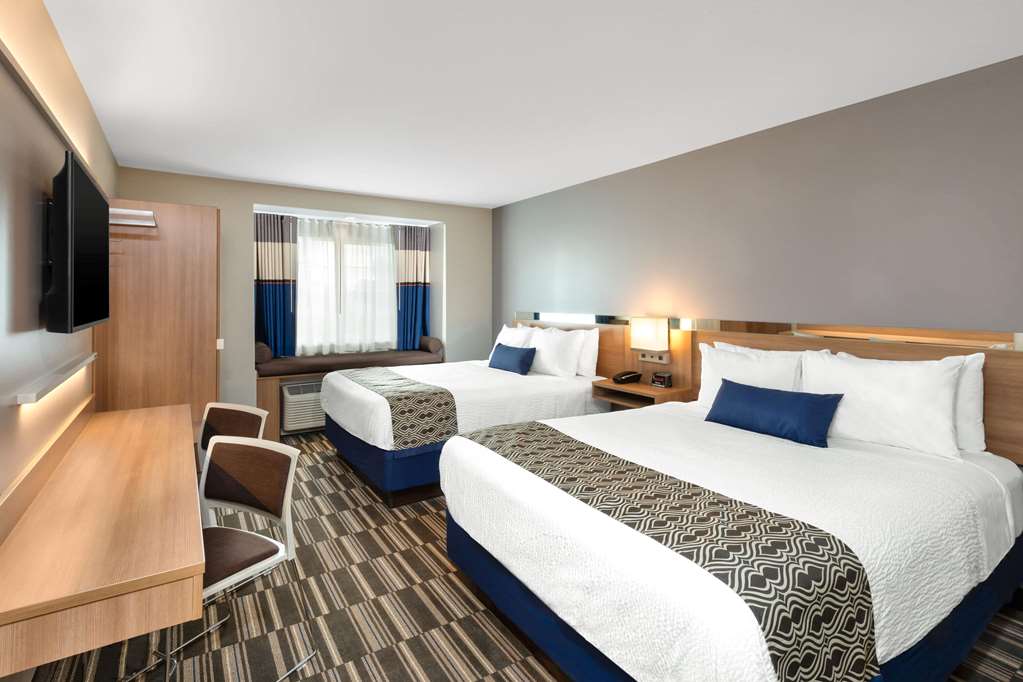 Microtel Inn & Suites by Wyndham Farmington - photo 20