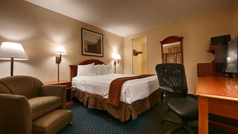 Best Western Poway San Diego Hotel - photo 9