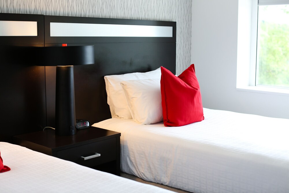 The University of Georgia Center for Continuing Education & Hotel - photo 26