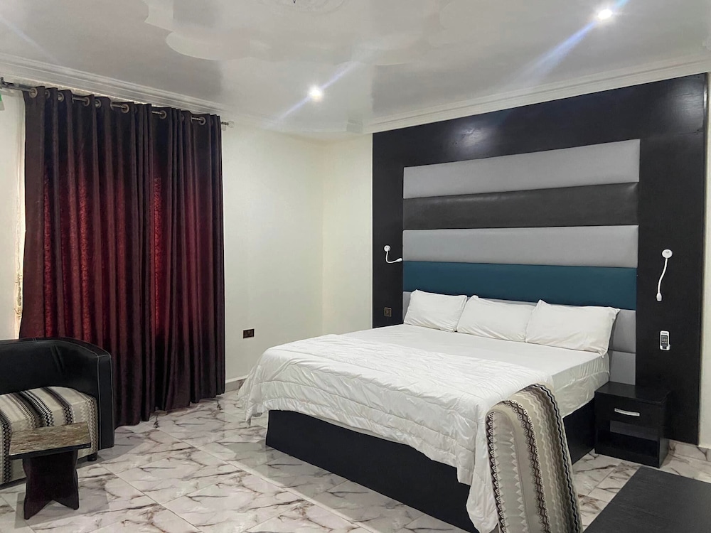 Luna Apartment — 4-Star Luxury Hotel in Abuja, Nigeria