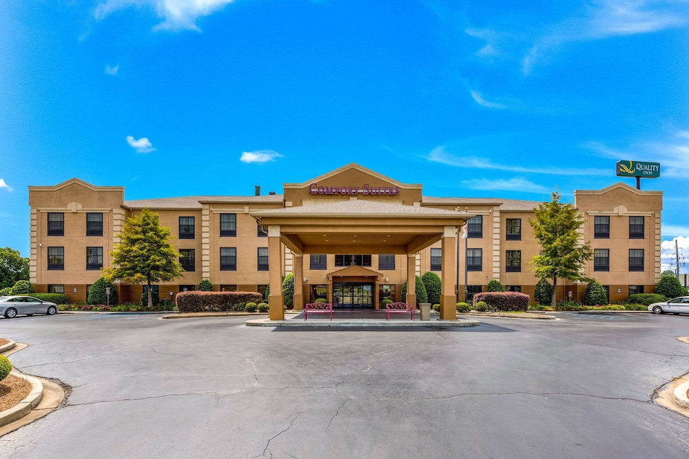 Comfort Suites Monroe - photo 78