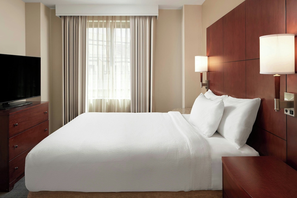 Residence Inn by Marriott Arlington Courthouse - photo 10