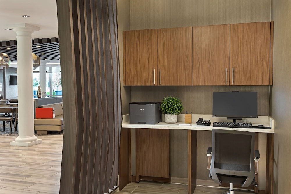 SpringHill Suites by Marriott West Sacramento - photo 37