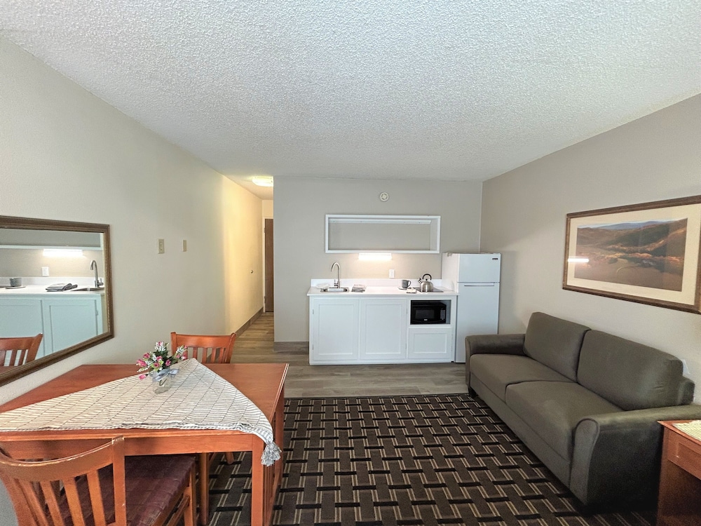 FairBridge Extended Stay a Kitchenette Hotel - photo 14