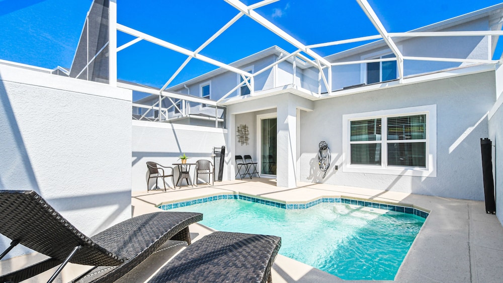 Champions Gate 5br Cozy Home Pool 1152 Kissimmee — 4-Star Luxury Hotel in Kissimmee, United States