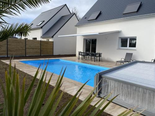 De L'ocean - carbon neutral hotel in Unknown City