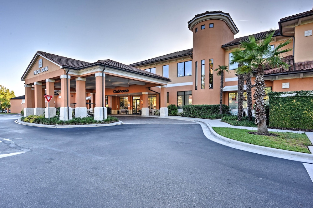 Cozy Resort Townhome w Gas Grill 3 Mi to Disney - photo 36