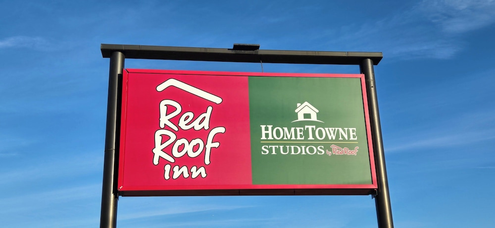 HomeTowne Studios LaGrange - photo 24