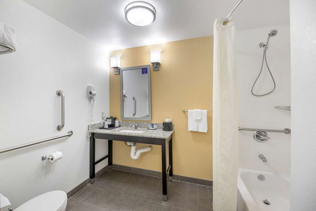 Sleep Inn & Suites Carlsbad Caverns Area - photo 12