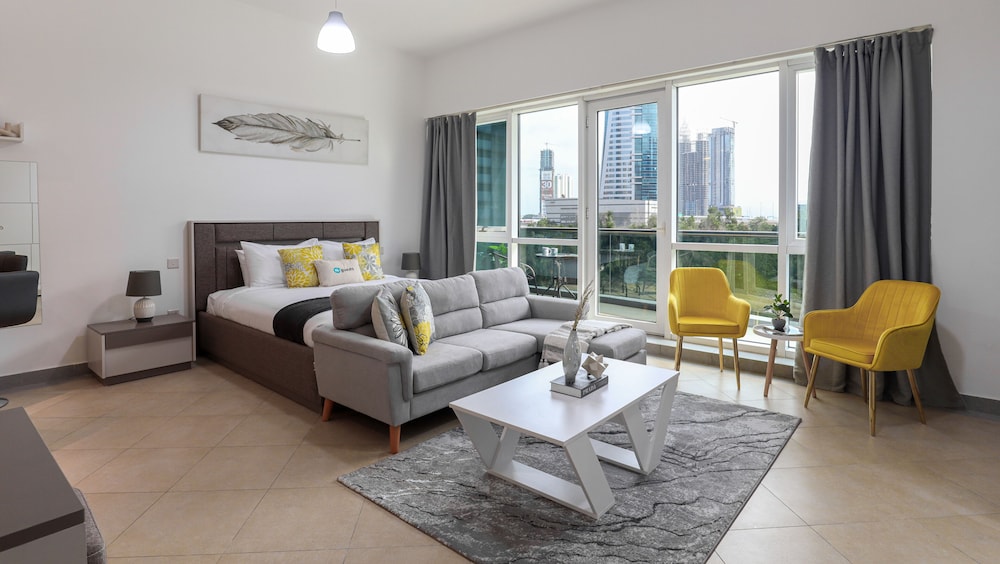 HiGuests Madison Residency — 5-Star Luxury Hotel in Dubai, United Arab Emirates