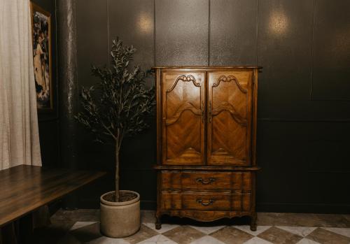 The Brooks Hotel - photo 81