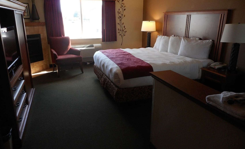 AmericInn by Wyndham McAlester - photo 11