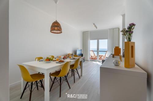 Memory house stunning sea view — 4-Star Luxury Hotel in Foz Do Arelho, Portugal