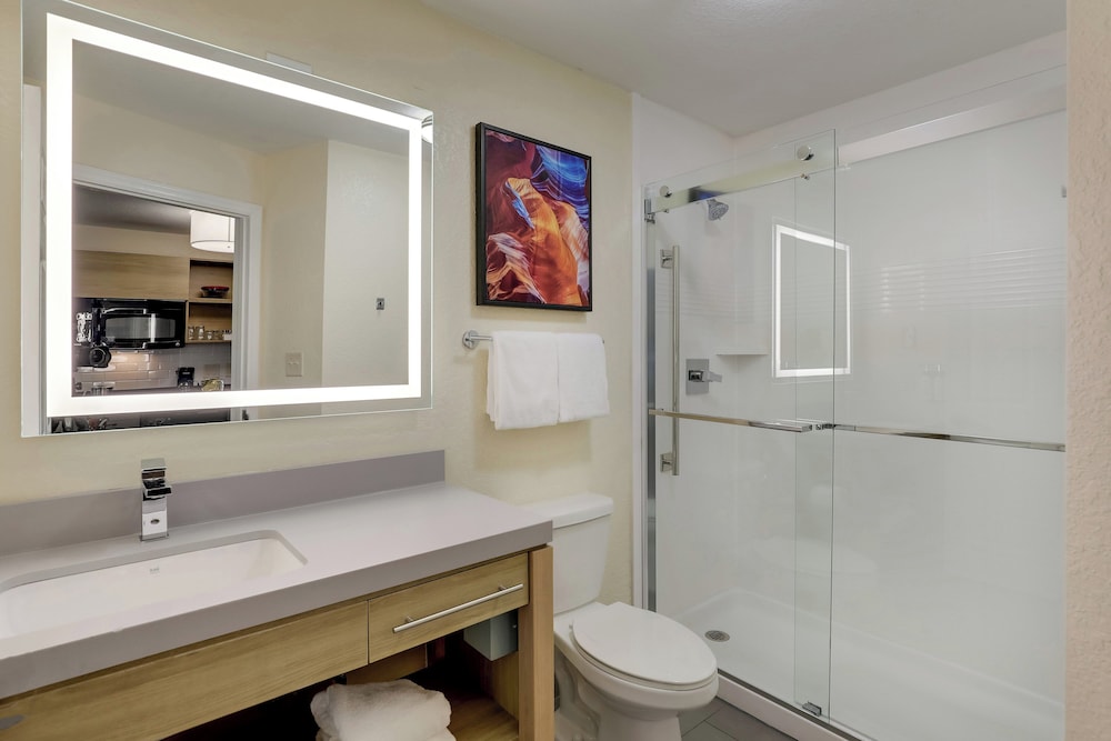 Candlewood Suites Lexington by IHG - photo 26