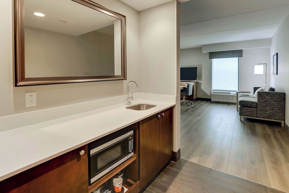Hampton Inn & Suites Rome - photo 11