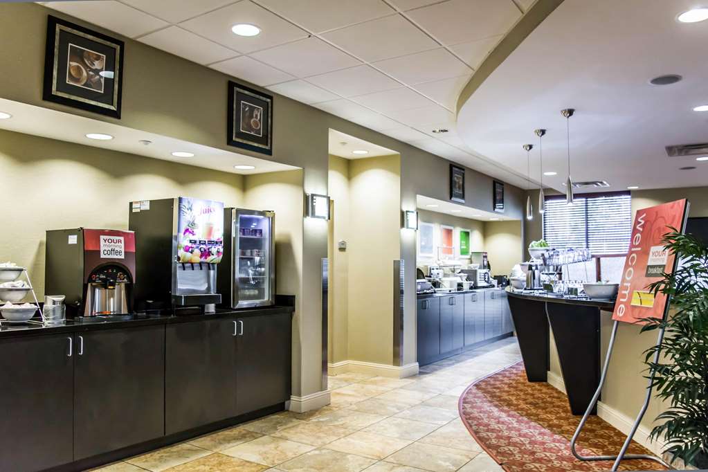 Comfort Suites Palm Bay Melbourne - photo 28