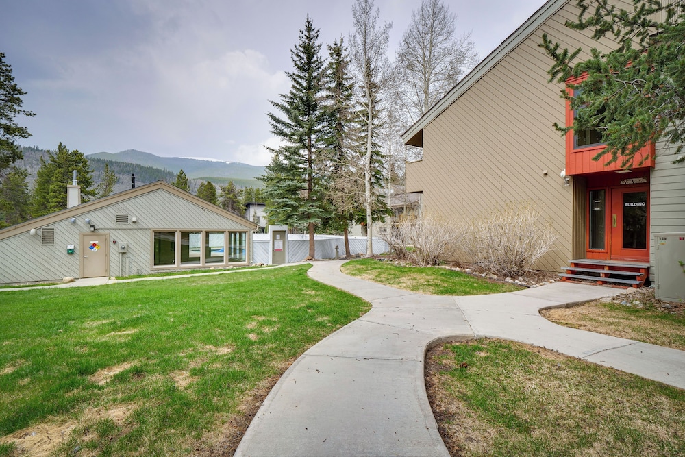 Ski Retreat: Keystone Resort Condo w Heated Pool - photo 9