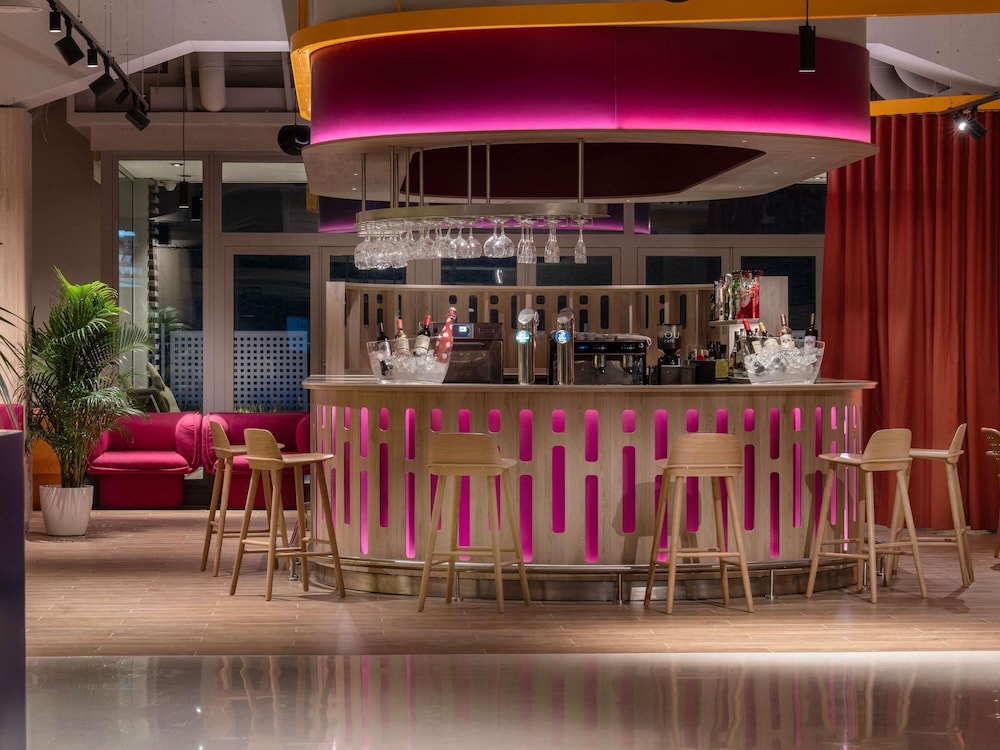 ibis Styles Barcelona SJ Despi — 4-Star Luxury Hotel in Barcelona, Spain