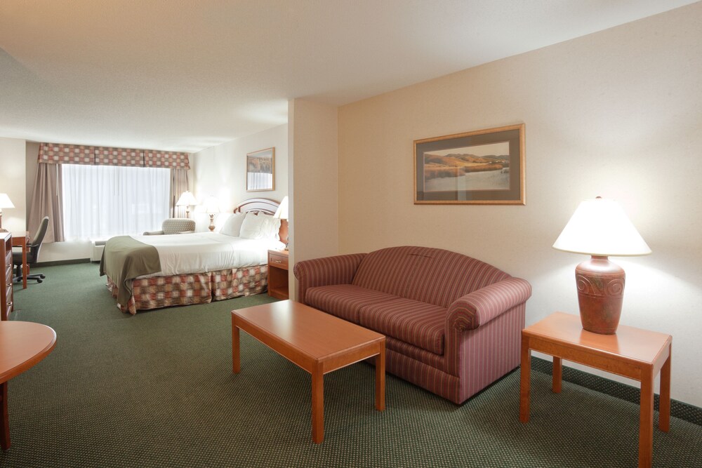 Holiday Inn Express & Suites Montpelier by IHG - photo 12
