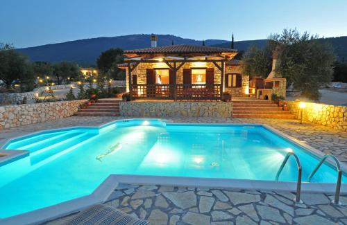 Villa Koutsoypia Stone House — 4-Star Luxury Hotel in Sami, Greece