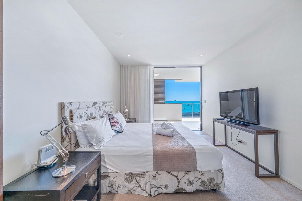 86 Whisper Bay Resort — Cannonvale — photo 4