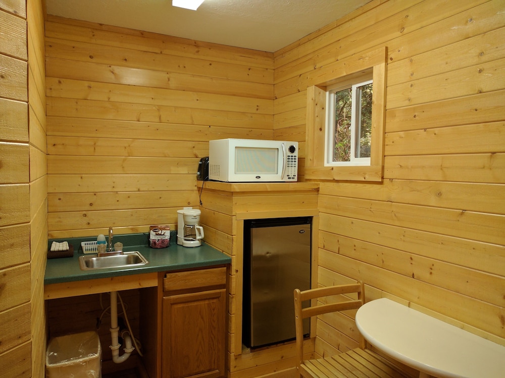 Emerald Forest Cabins - photo 57