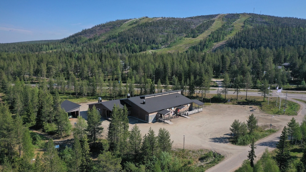 Sallatunturin Tuvat — 4-Star Luxury Hotel in Salla, Finland