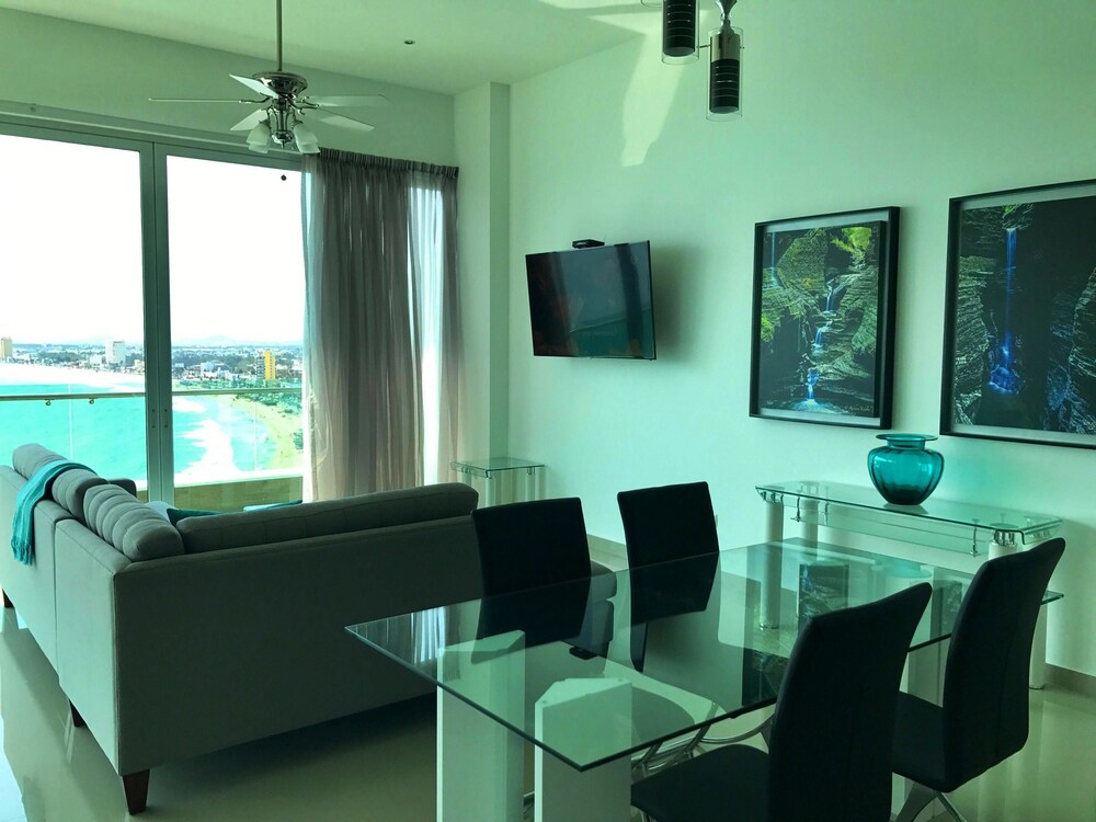 Torre M1413 K in Mazatlan, Mexico