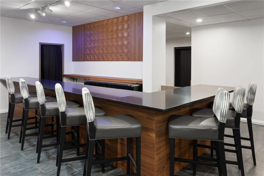 Wingate by Wyndham Sheboygan - photo 24