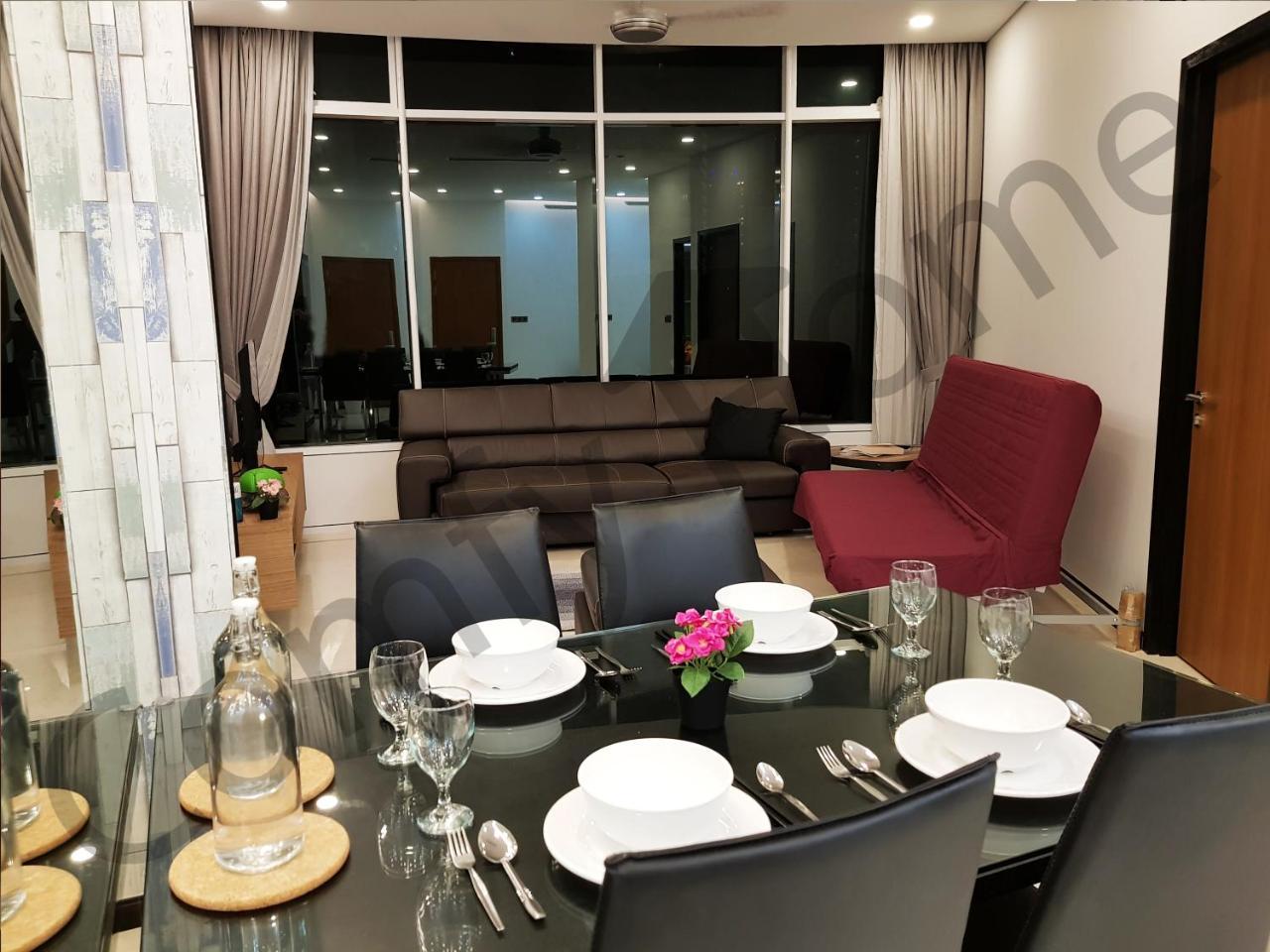 KLCC Service suites by Home Sweet Home — 4-Star Luxury Hotel in Kuala Lumpur, Malaysia