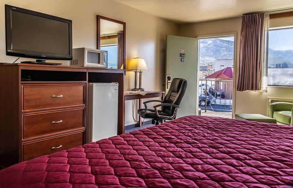 Manti Country Village Motel - photo 9