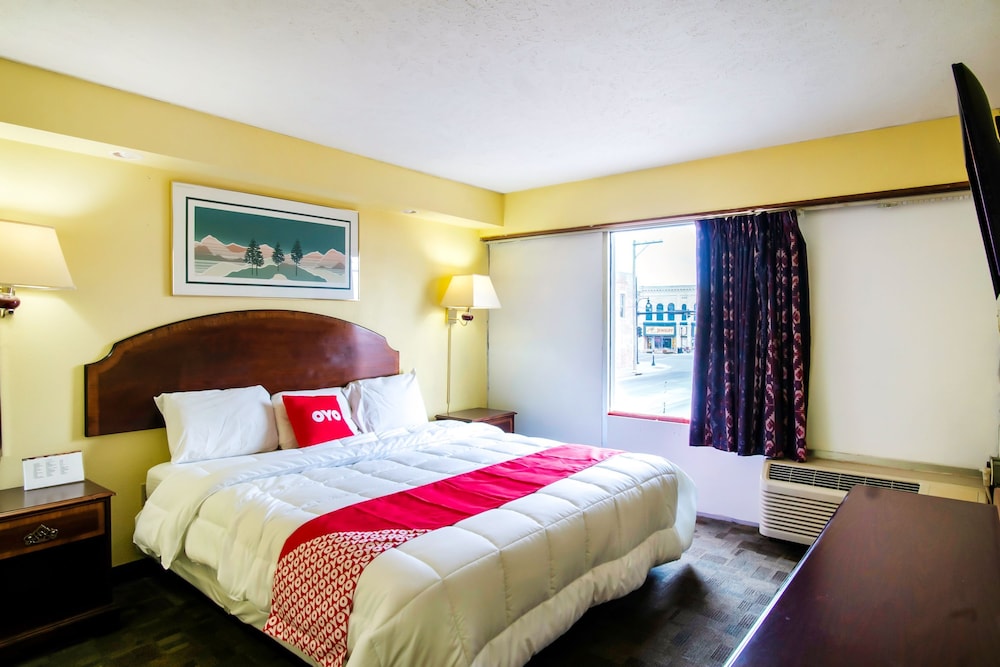 OYO Hotel Hutchinson West 4th Ave - photo 33